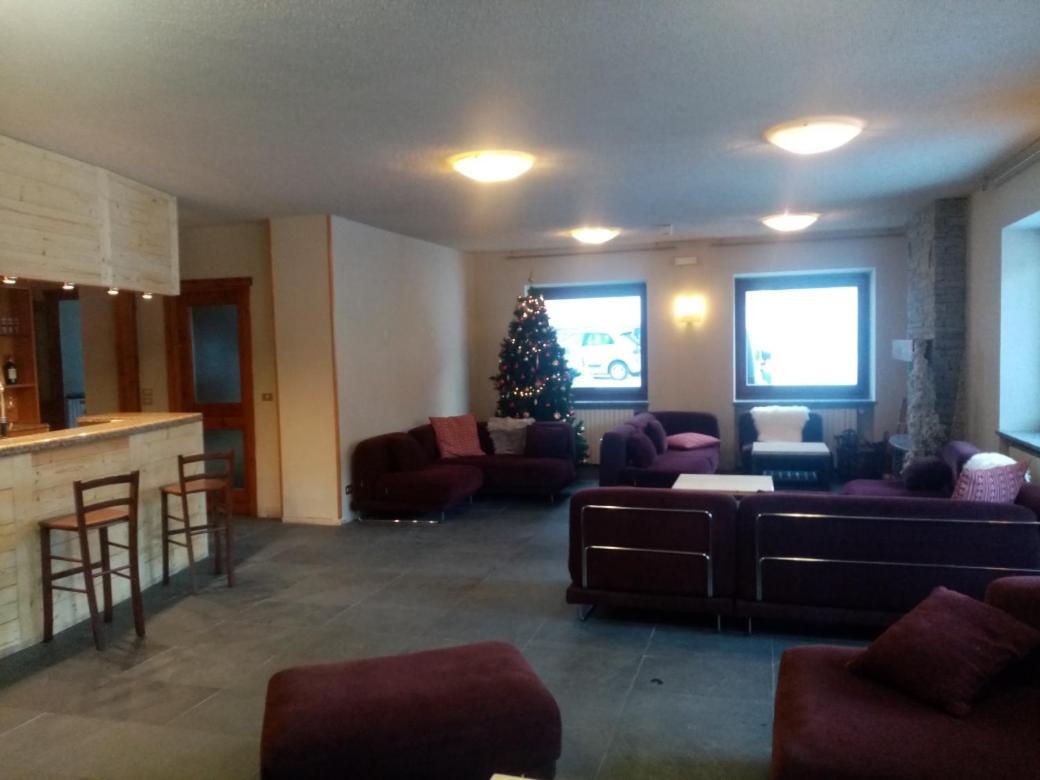 Hotel Sciatori Sestriere Esterno foto
