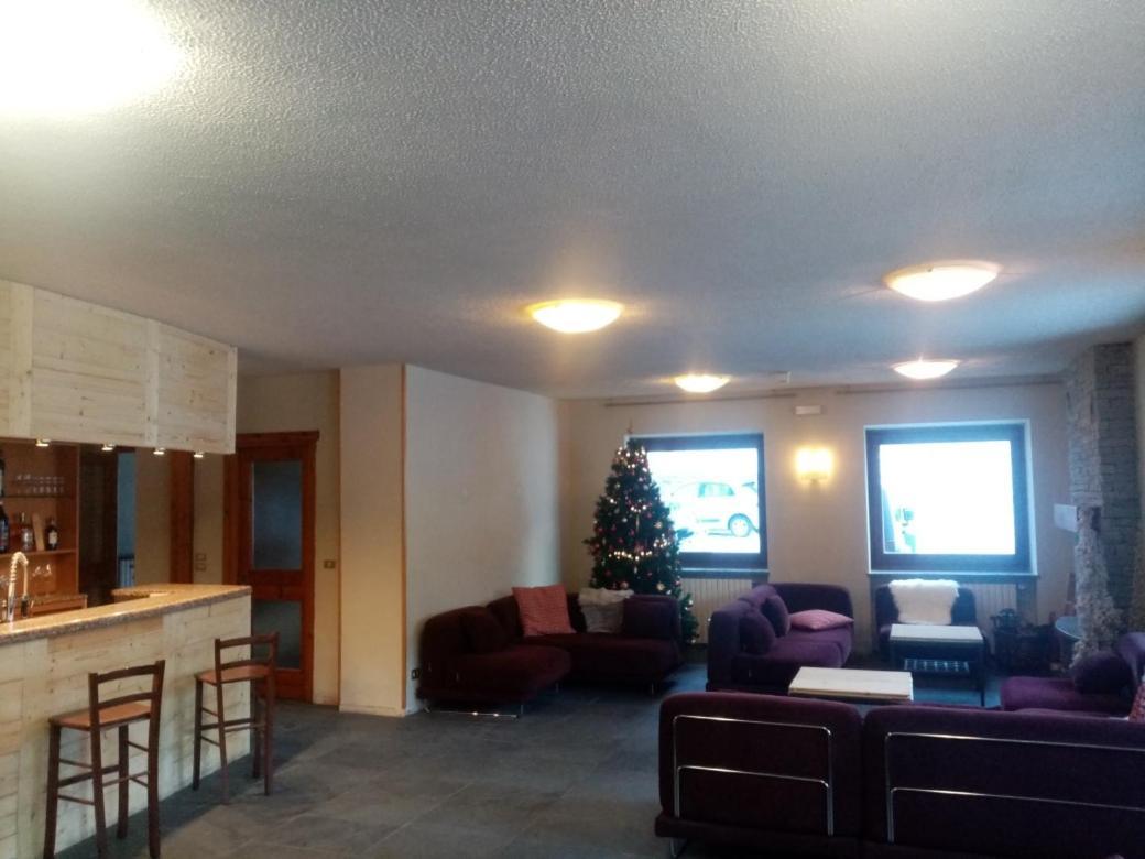 Hotel Sciatori Sestriere Esterno foto